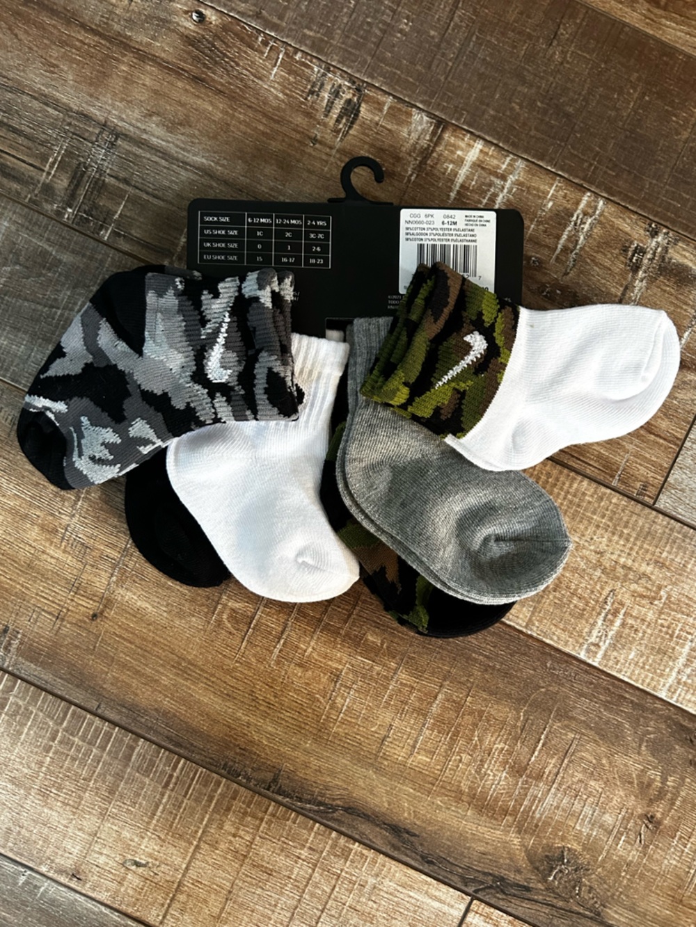 Nike Ankle Socks 6 pack 6-12 mo - Picture 2 of 4